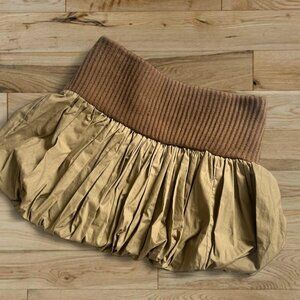 ZEMETA REVOLVE Sandy Knit bubble Balloon mini skirt tan / camel size medium 🐪